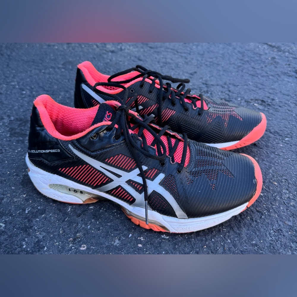 Asics Women's Black and Pink Shoes
